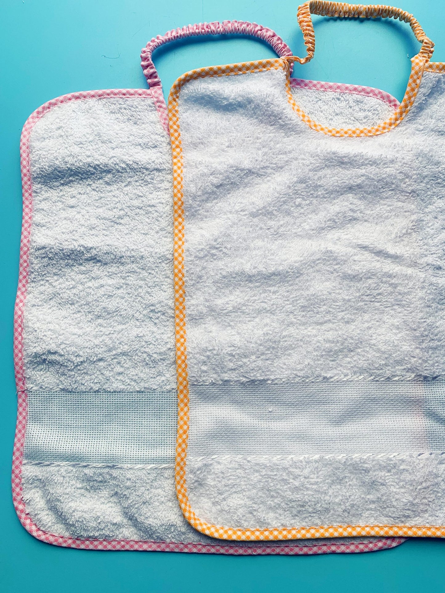 Bavaglia Asilo con Ricamo a Macchina Personalizzato