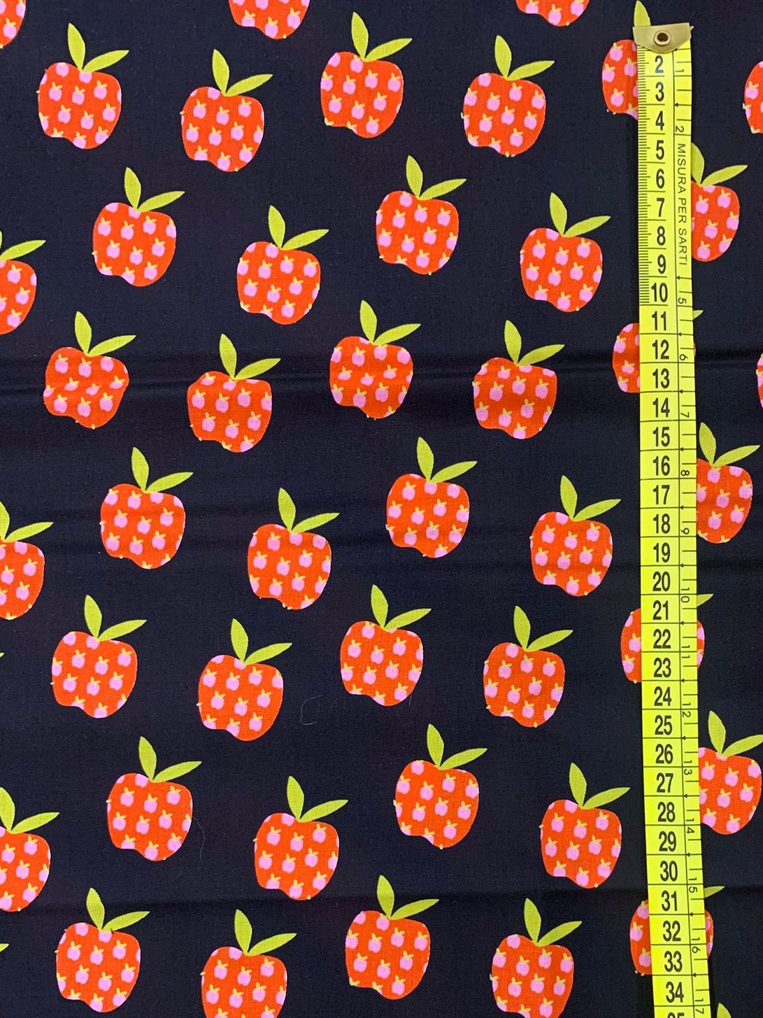 Cotone Americano Mystic Fable Soft Black Retro Kitchen Apples