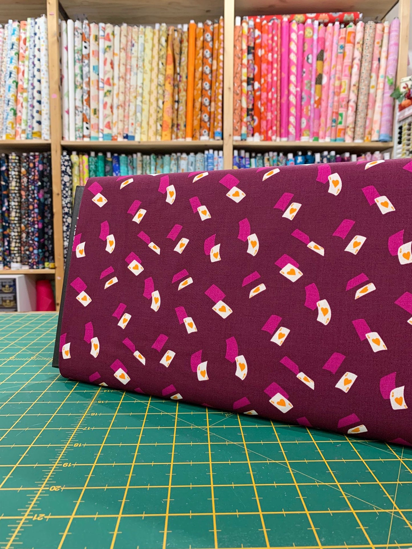 Cotone Americano Hello Alice Falling Aces Cards Purple