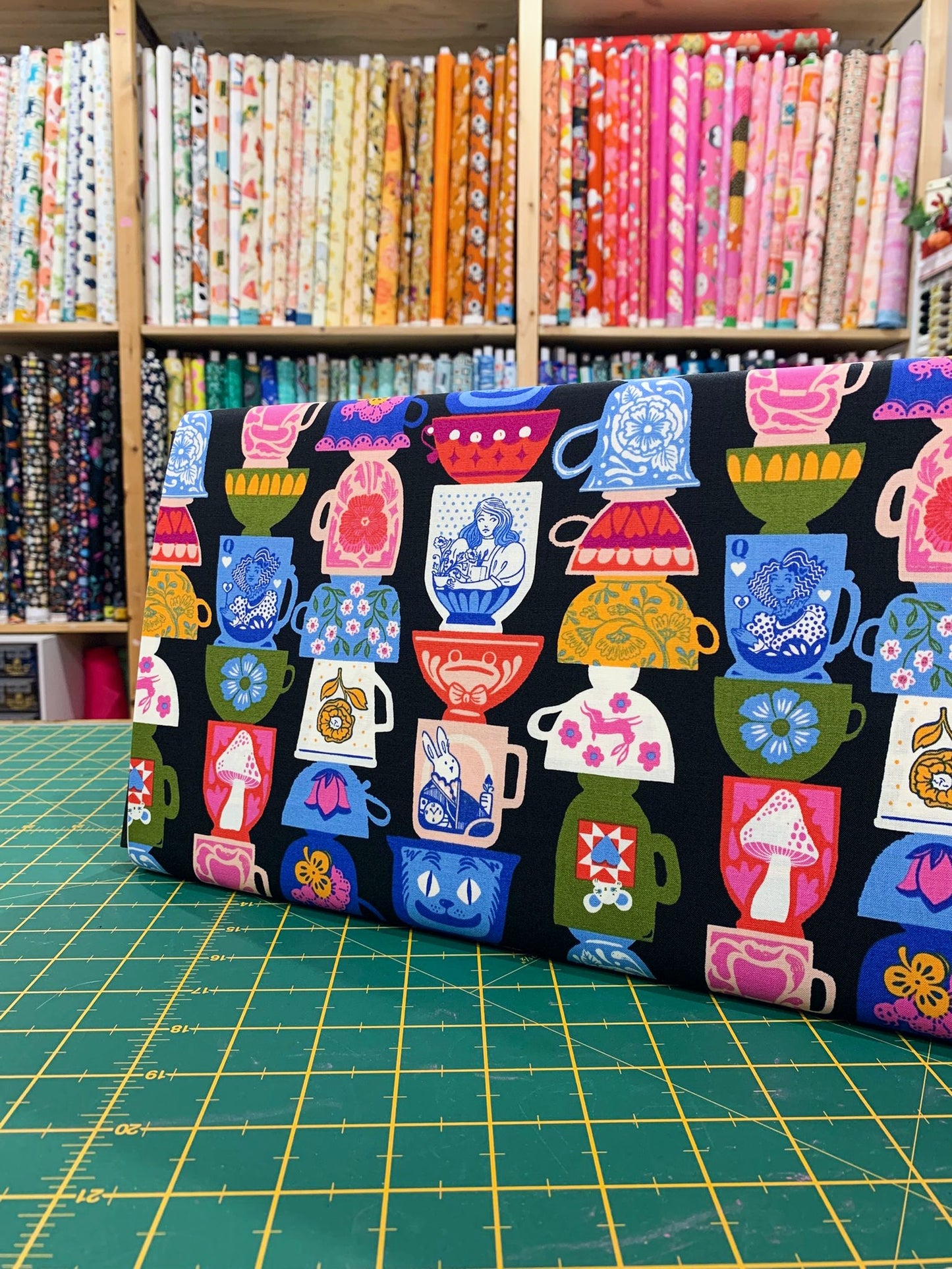 Cotone Americano Hello Alice Tea Party Black