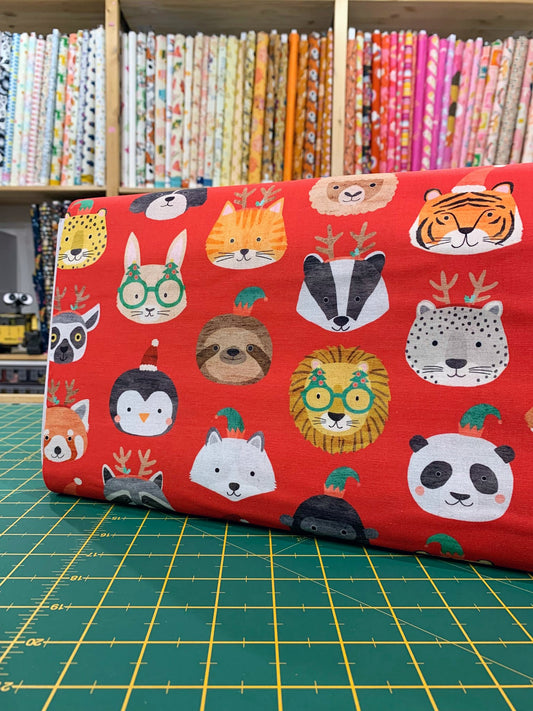 Cotone Americano Merry Menagerie Red