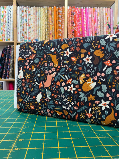 Cotone Americano Acorn Hollow Flora and Fauna Soil