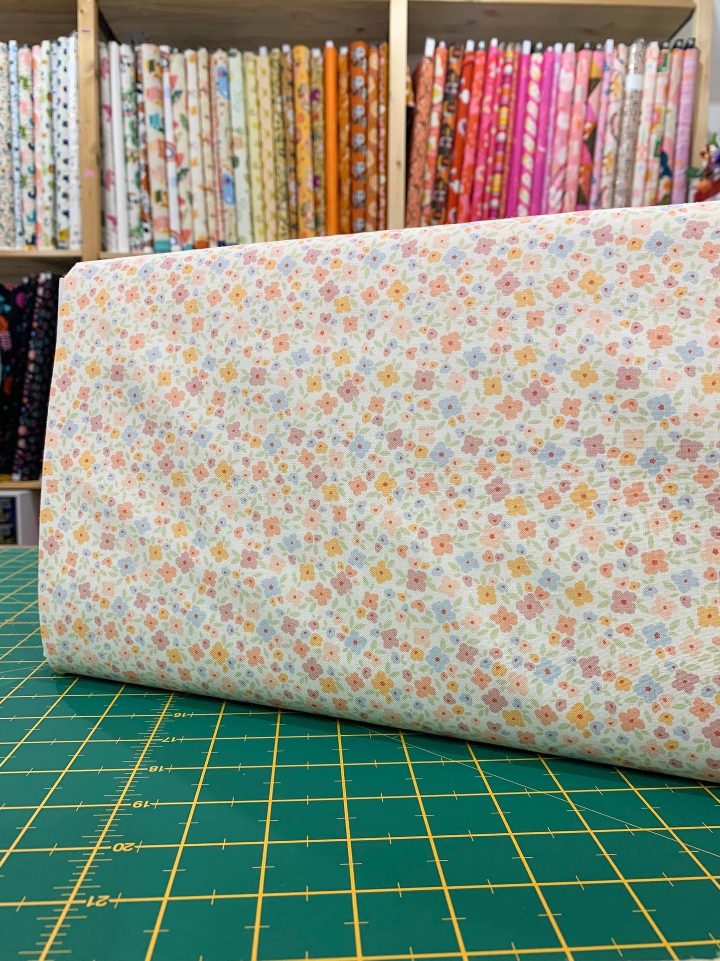 Cotone Americano Cottage Charm Flower Basket