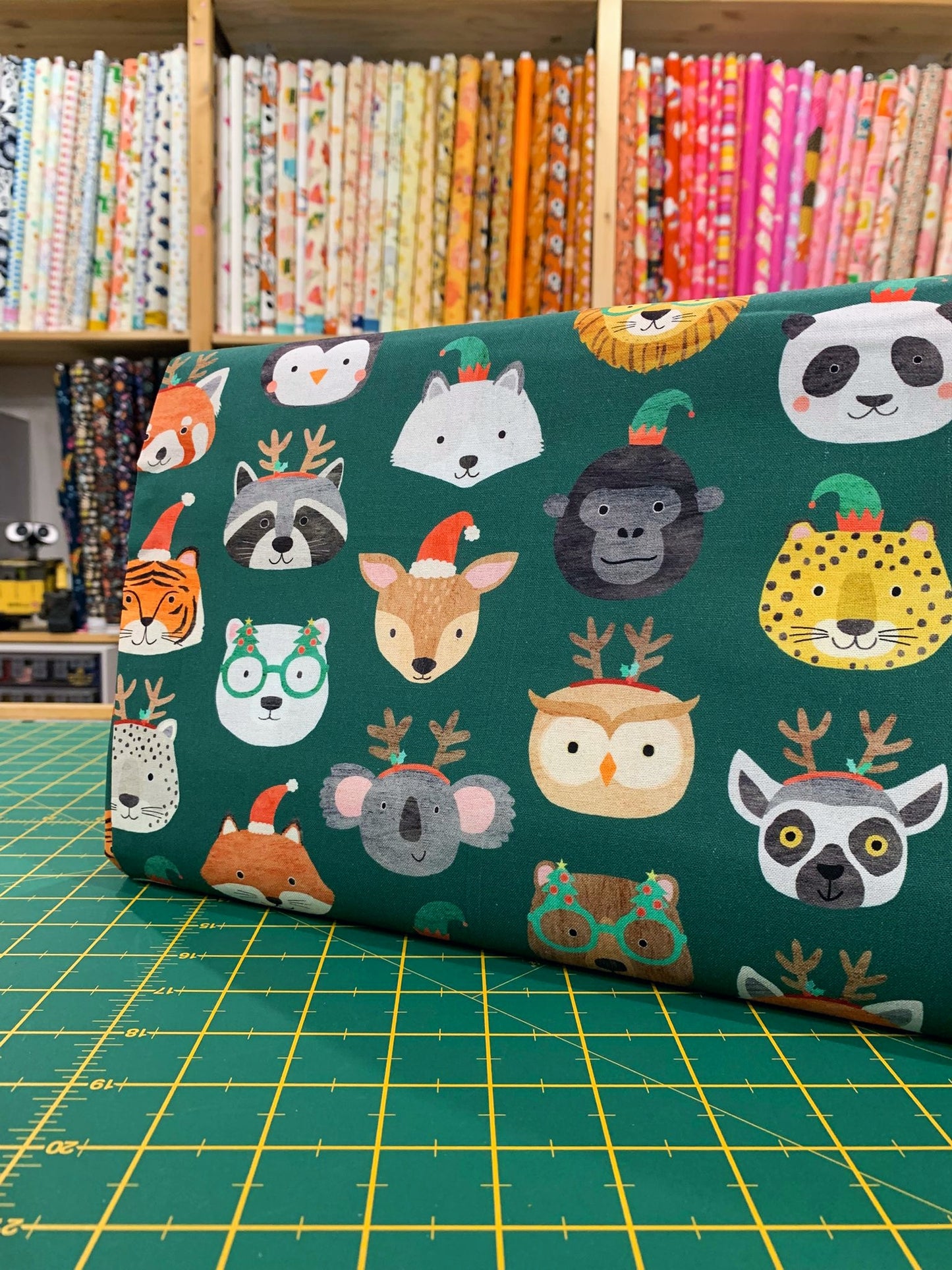 Cotone Americano Merry Menagerie Green