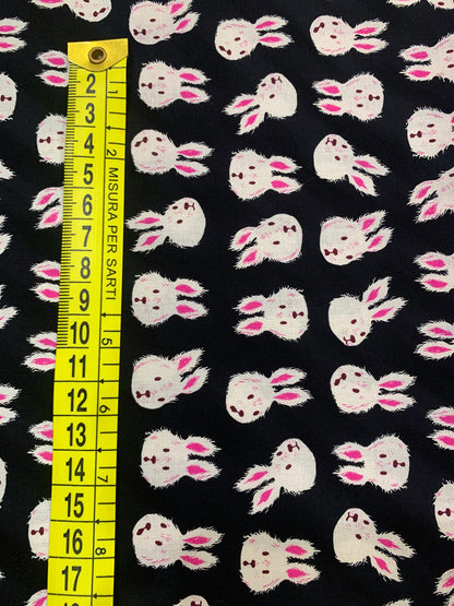 Cotone Americano Hello Alice Rushing Rabbit Black - Il Bianconiglio