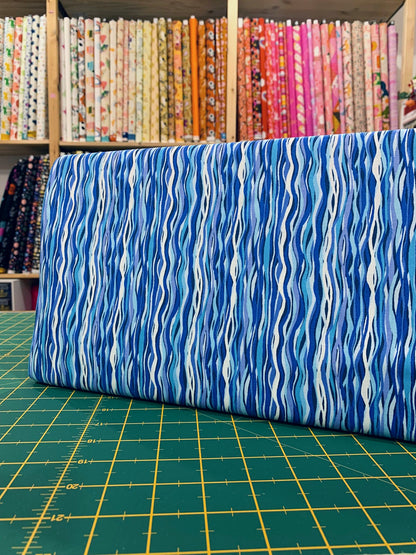 Cotone Americano Deep Blue Sea Waves Stripes