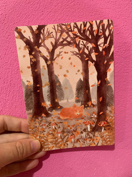 Cartolina Volpe Tra Le Foglie