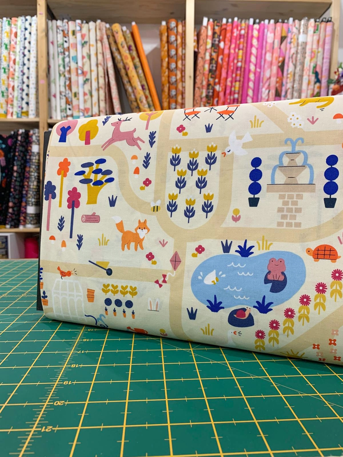 Cotone Americano Woodland Park Parchment Garden Map